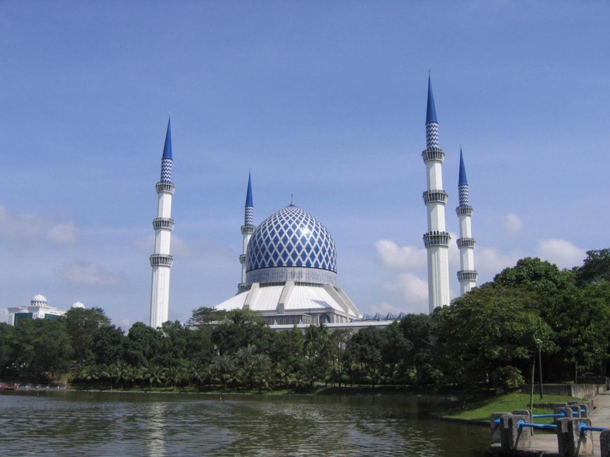 Best Hotel Shah Alam @ Uitm, I-City & Hospital Экстерьер фото